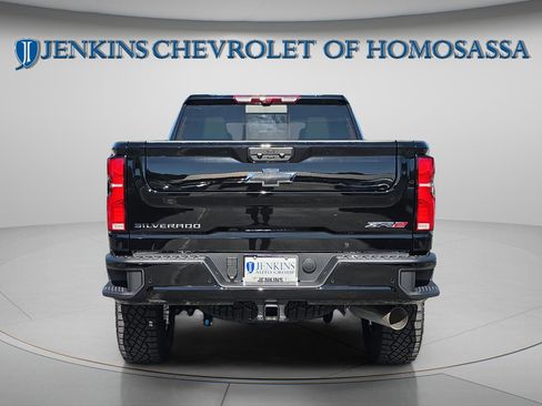 Used 2026 Chevrolet Silverado 2500 ZR2 AWD/4WD image 6