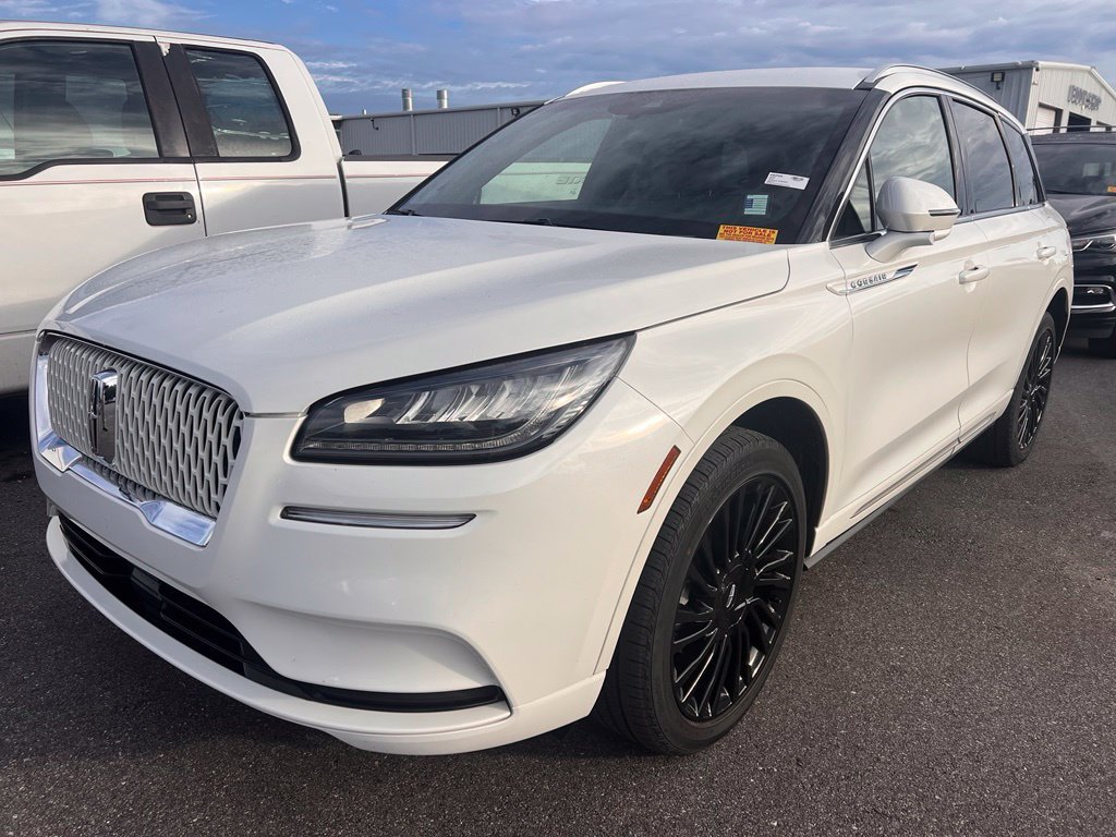 Used 2022 Lincoln Corsair Reserve FWD image 2