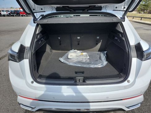 New 2026 Buick Envision Avenir image 9