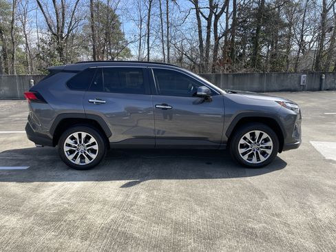 Used 2023 Toyota RAV4 Limited image 11