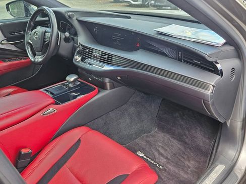 Used 2018 Lexus LS 500 F Sport w/ Accessory Package (Z2) image 23