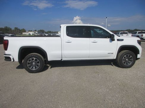 New 2026 GMC Sierra 1500 AT4 w/ AT4 Premium Package AWD/4WD image 3