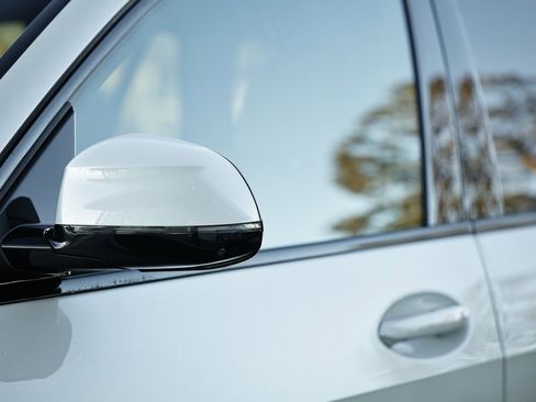 New 2026 BMW X5 xDrive40i w/ M Sport Package image 11