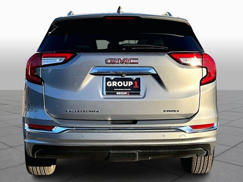 Used 2023 GMC Terrain Denali image 5