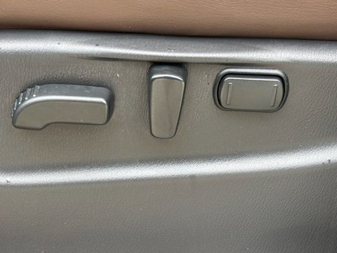 Used 2016 INFINITI QX80 Limited image 31
