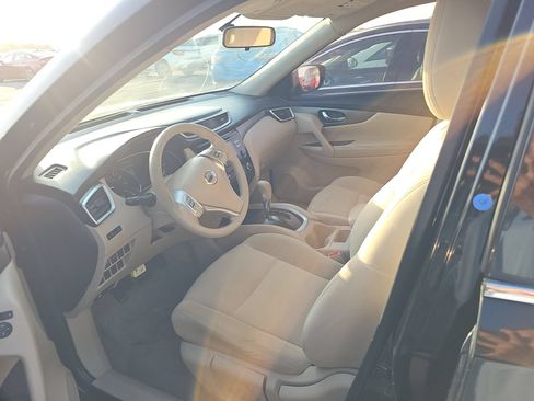 Used 2015 Nissan Rogue S FWD image 4