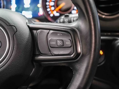 Used 2021 Jeep Wrangler Unlimited Sport image 22