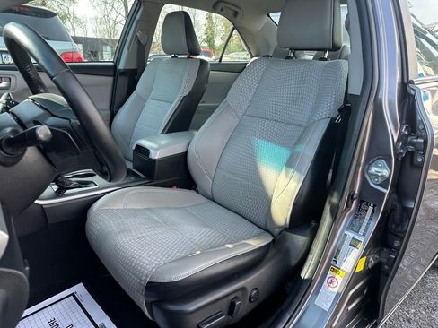 Used 2015 Toyota Camry SE image 10
