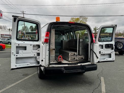 Used 2020 Chevrolet Express 2500 w/ Driver Convenience Package RWD image 19