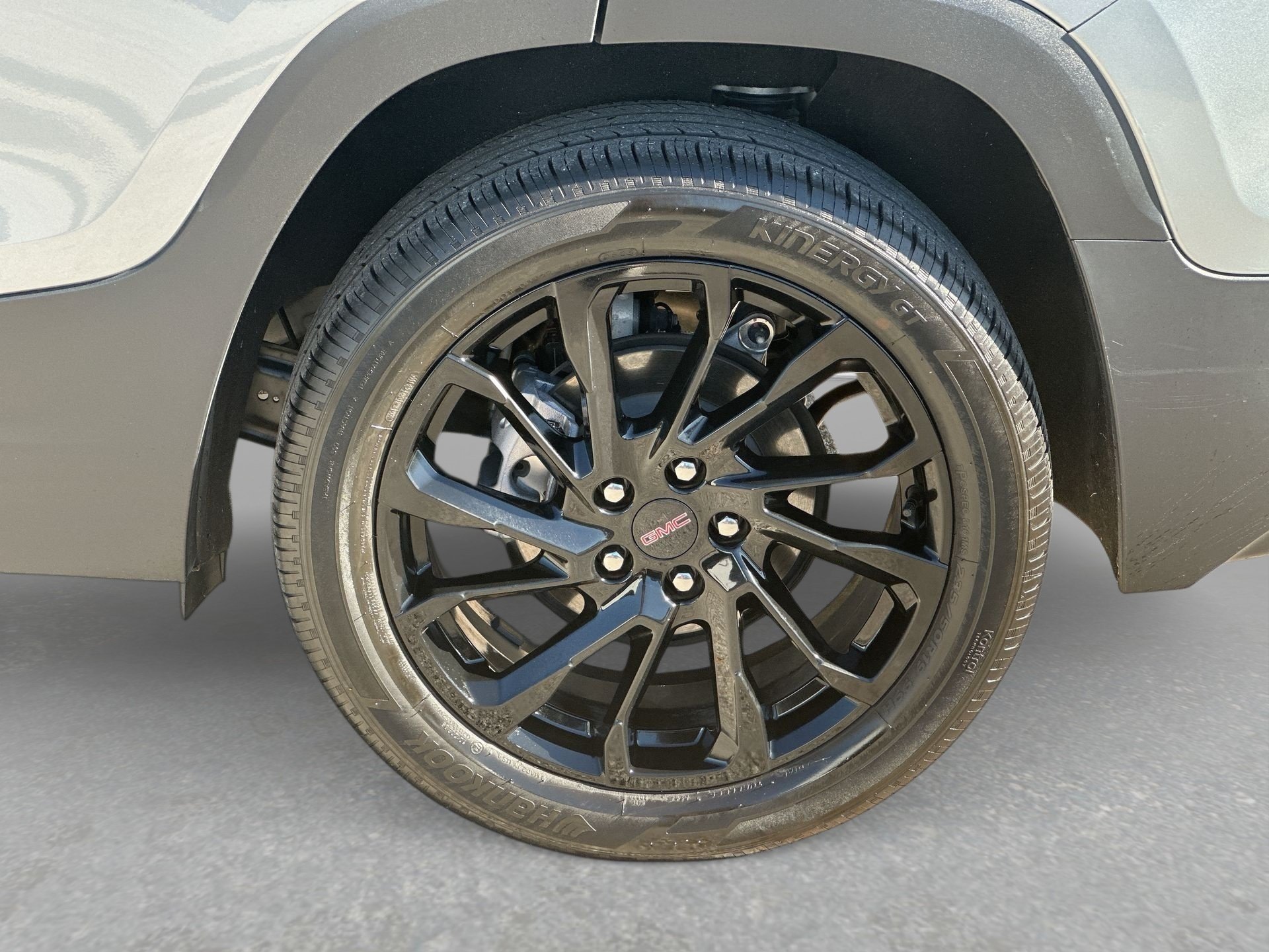 Used 2023 GMC Terrain SLT w/ Elevation Edition FWD image 32