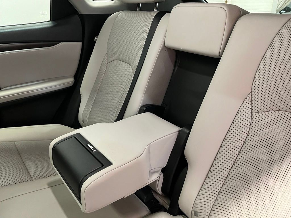Used 2022 Lexus RX 450h AWD w/ Premium Package image 15