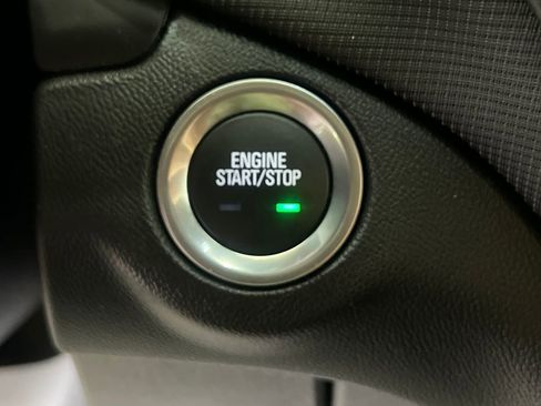 Used 2023 Chevrolet Equinox RS AWD/4WD image 24