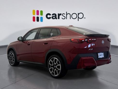 Used 2026 BMW X2 xDrive28i AWD/4WD image 3