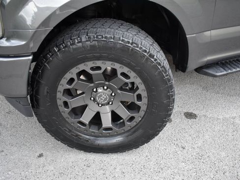 Used 2018 Ford F150 XL w/ Equipment Group 101A Mid AWD/4WD image 29