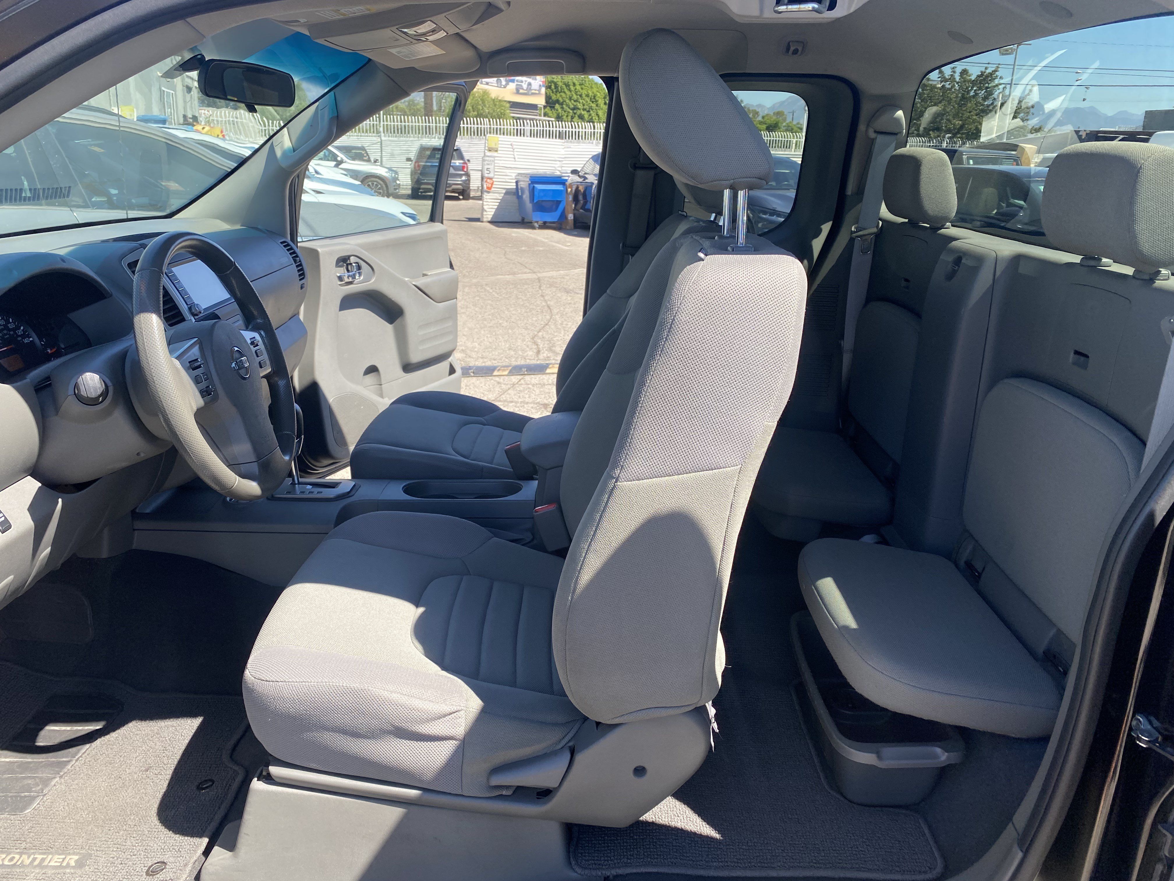 Used 2020 Nissan Frontier S RWD image 16
