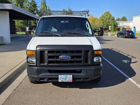 Used 2011 Ford E-250 and Econoline 250 w/ PWR Group image 2