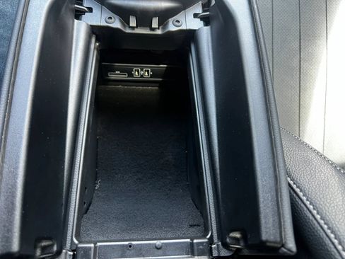 Used 2019 Mercedes-Benz E 450 4MATIC Sedan w/ Premium Package image 58