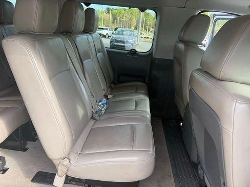 Used 2014 Nissan NV 3500 SL w/ Technology Package image 14