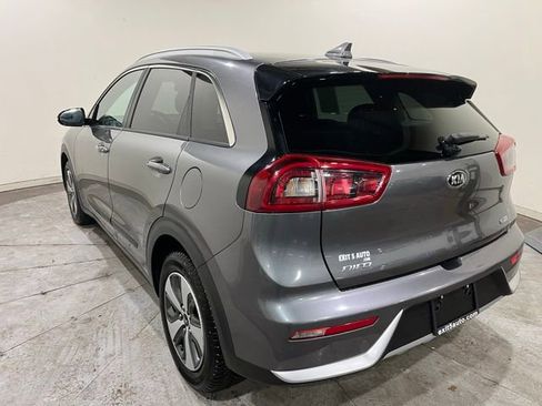 Used 2018 Kia Niro EX image 9