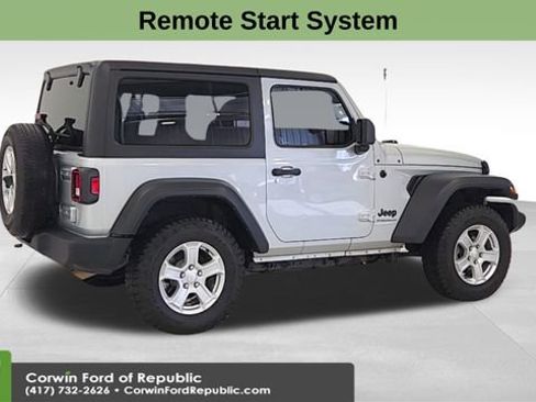 Used 2023 Jeep Wrangler Sport S image 9