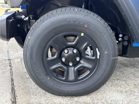 New 2026 Jeep Gladiator Sport image 3