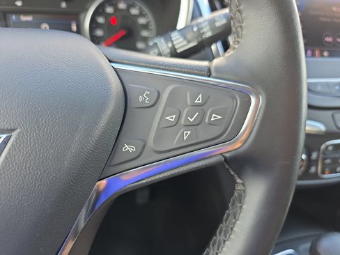 Used 2024 Chevrolet Equinox LT FWD image 20