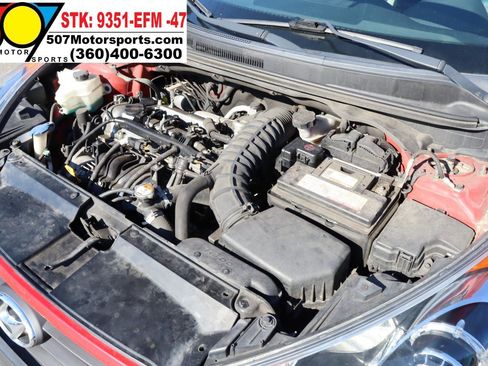 Used 2015 Hyundai Veloster Turbo w/ Option Group 04 image 23