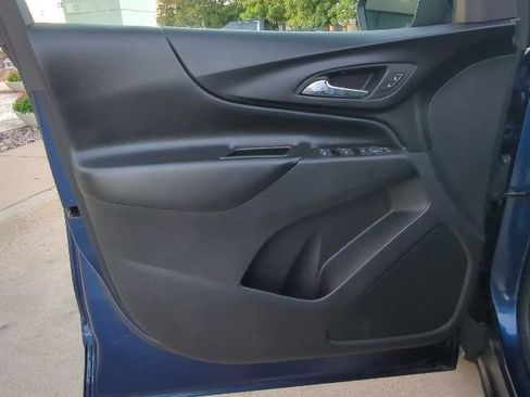 Used 2023 Chevrolet Equinox LT image 12