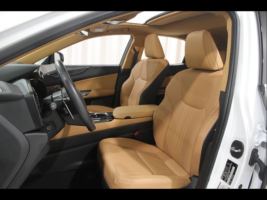 Certified 2024 Lexus NX 350 AWD image 5