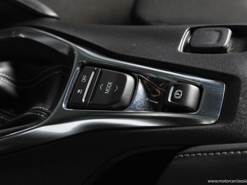 Used 2021 Chevrolet Camaro LT image 34