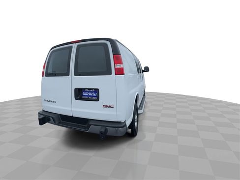 Used 2022 GMC Savana 2500 w/ Driver Convenience Package image 7