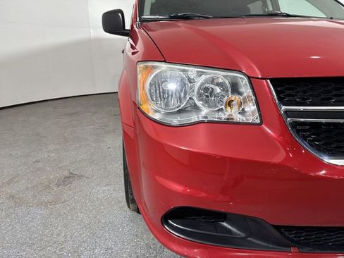 Used 2014 Dodge Grand Caravan American Value Package w/ UConnect Hands-Free Group image 28