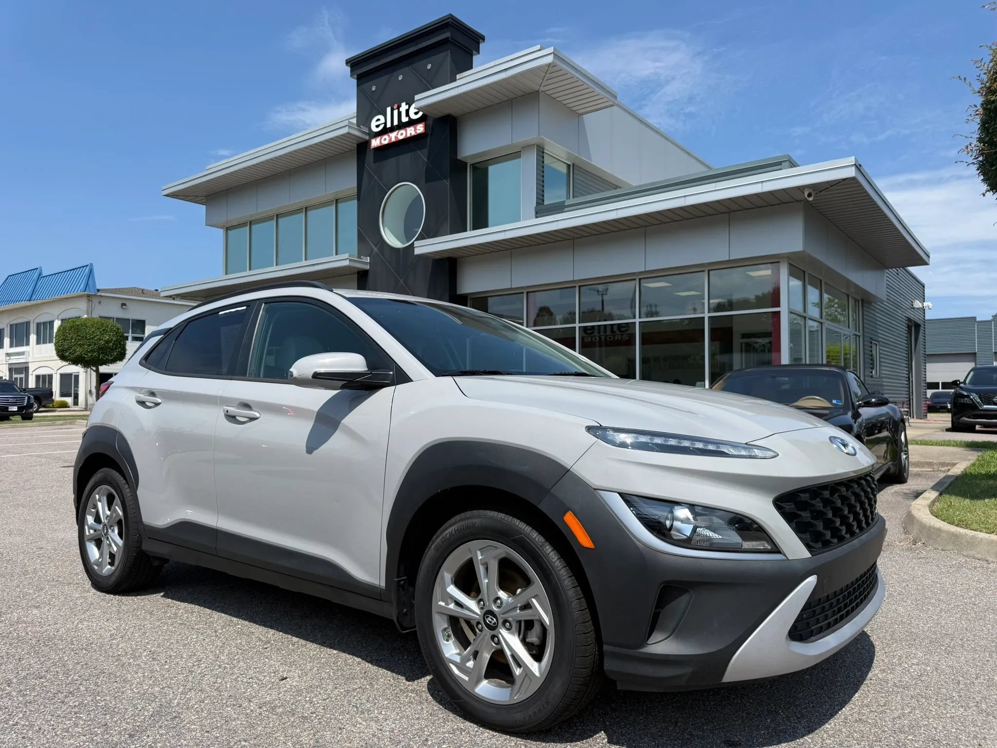 Used 2023 Hyundai Kona SEL w/ Cargo Package FWD image 1