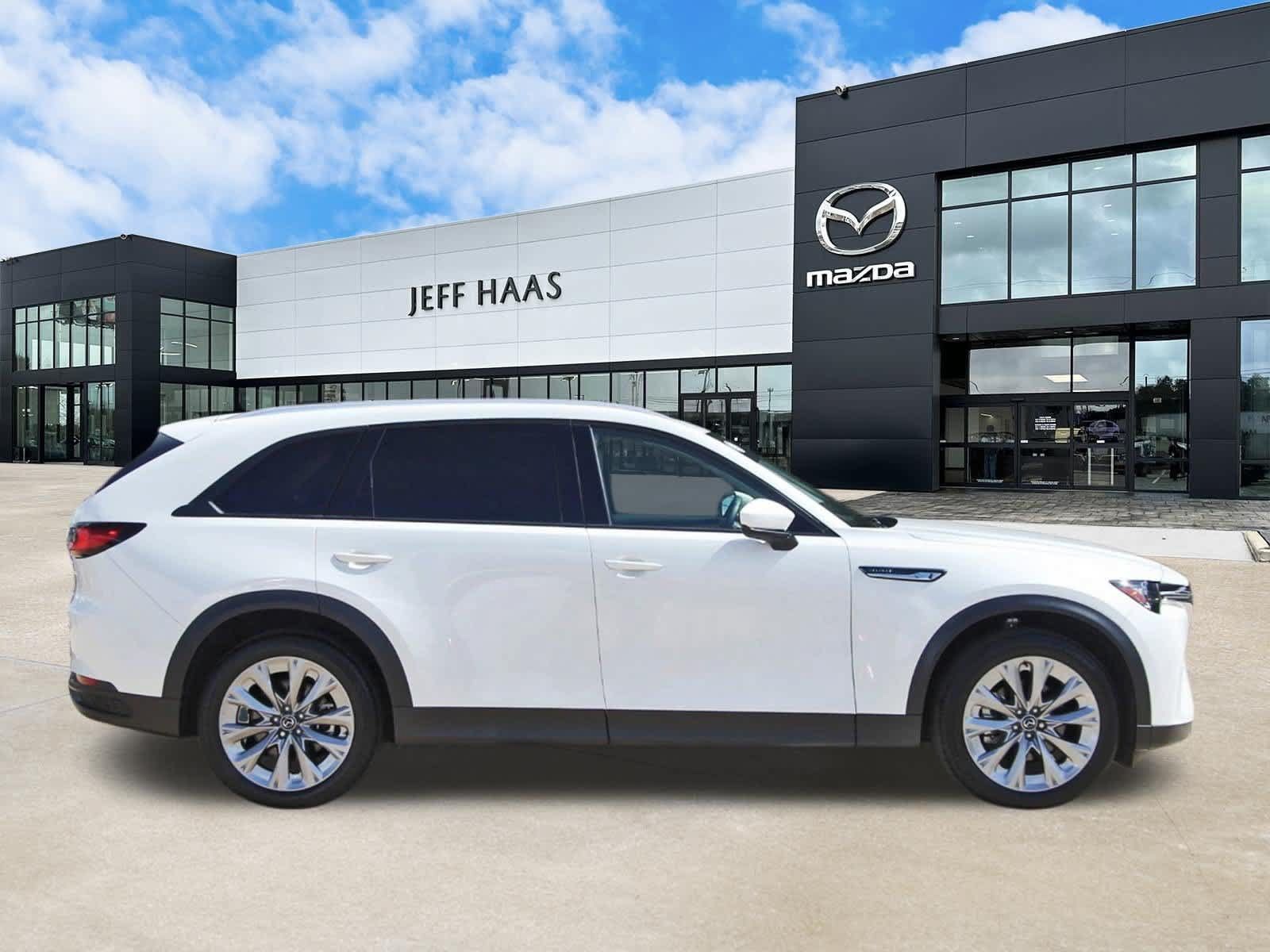 Used 2026 MAZDA CX-90 3.3 Turbo w/ Preferred Package AWD/4WD image 5