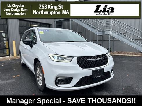 Certified 2024 Chrysler Pacifica Touring-L image 1