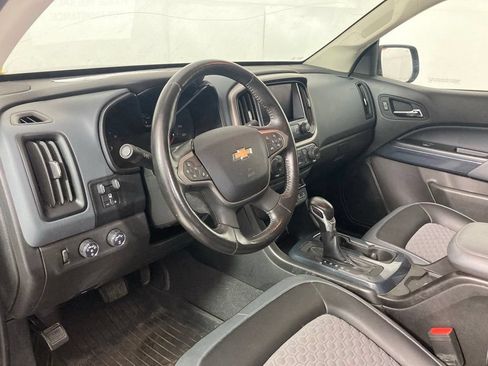 Used 2022 Chevrolet Colorado Z71 w/ Z71 Midnight Edition AWD/4WD image 14