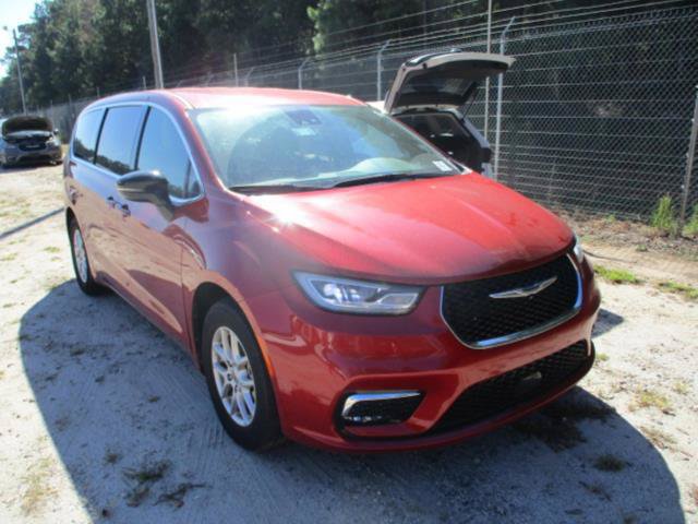 Certified 2025 Chrysler Pacifica Select FWD image 1
