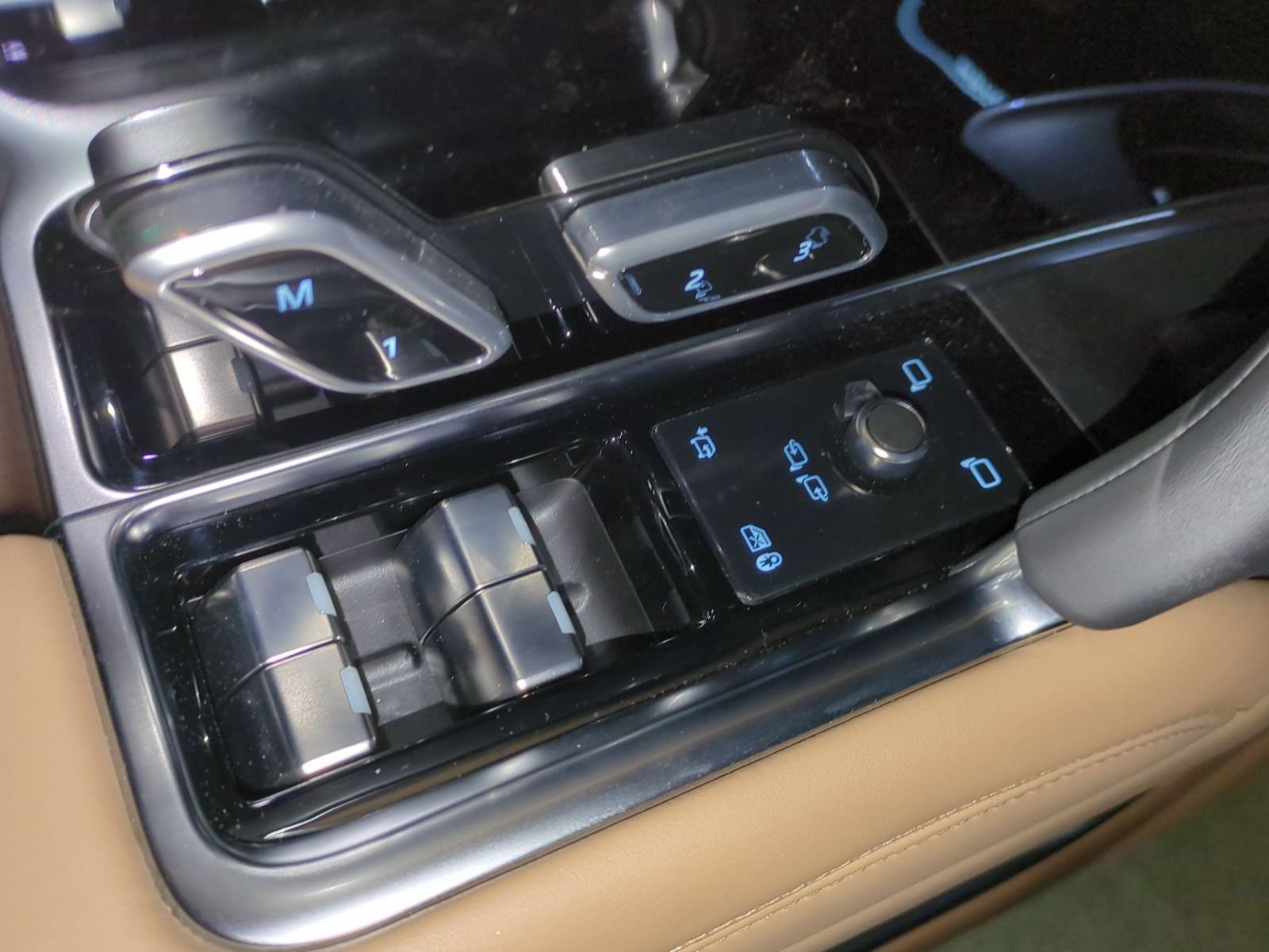 New 2026 Land Rover Range Rover SE AWD/4WD image 12