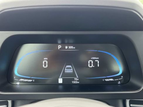 Certified 2025 Hyundai Elantra Sport FWD image 34