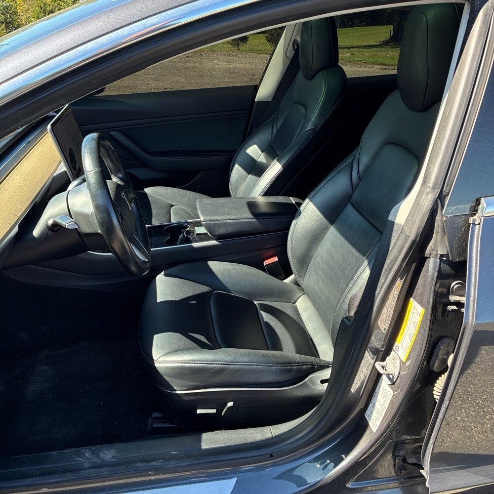 Used 2019 Tesla Model 3 Long Range AWD/4WD image 5