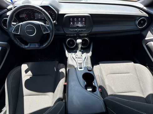 Used 2022 Chevrolet Camaro LT RWD image 7