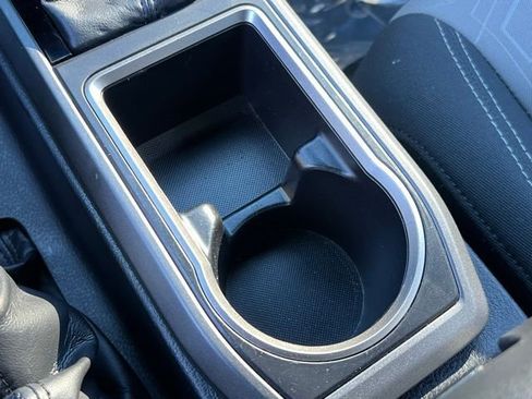 Used 2021 Toyota Tacoma TRD Sport image 39