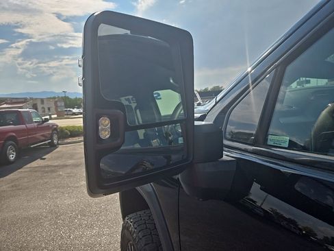 Used 2024 GMC Sierra 2500 AT4 w/ AT4 Preferred Package image 36