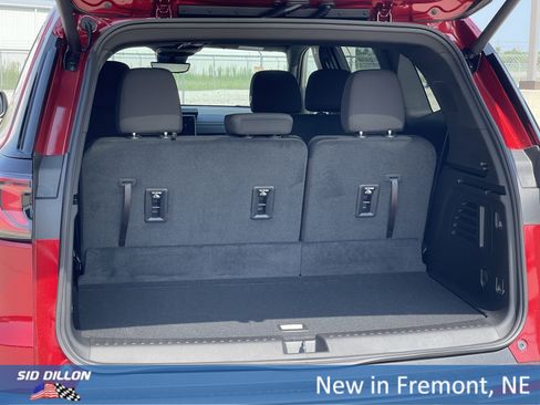 New 2026 GMC Acadia Elevation image 17