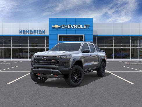New 2026 Chevrolet Colorado Trail Boss w/ Midnight Edition AWD/4WD image 9