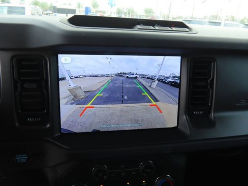 New 2025 Ford Bronco 4-Door image 30