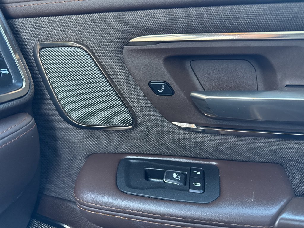 Used 2025 RAM 1500 Limited AWD/4WD image 39