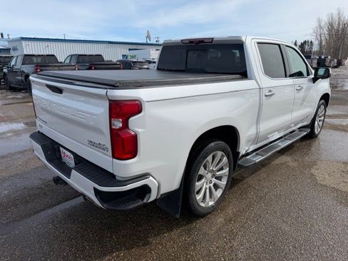 Used 2021 Chevrolet Silverado 1500 High Country w/ Technology Package image 7