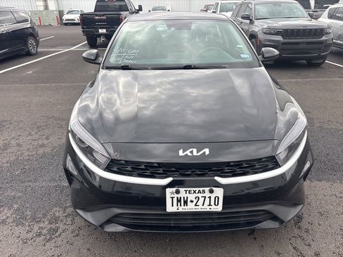 Used 2023 Kia Forte LXS image 7