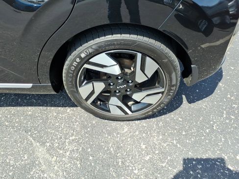 Used 2023 Kia Soul GT-Line FWD image 8